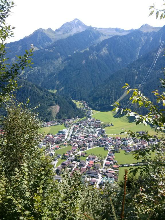 Ferienwohnung Zuppinger Mayrhofen Zimmer foto